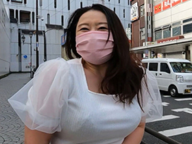 #素人熟女ハメ撮り #生中出し　マッチングアプリで知り合った推定Hカップの豊満人妻が案外ウブなので弄り攻め倒してドスケベな本性を炙り出した！ サンプル動画サムネイル